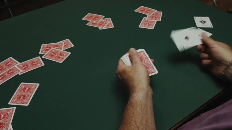 Số Lá Bài Chia Theo Số Người Chơi