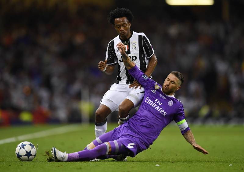 Tại sao những hậu vệ này lại quá xuất sắc?